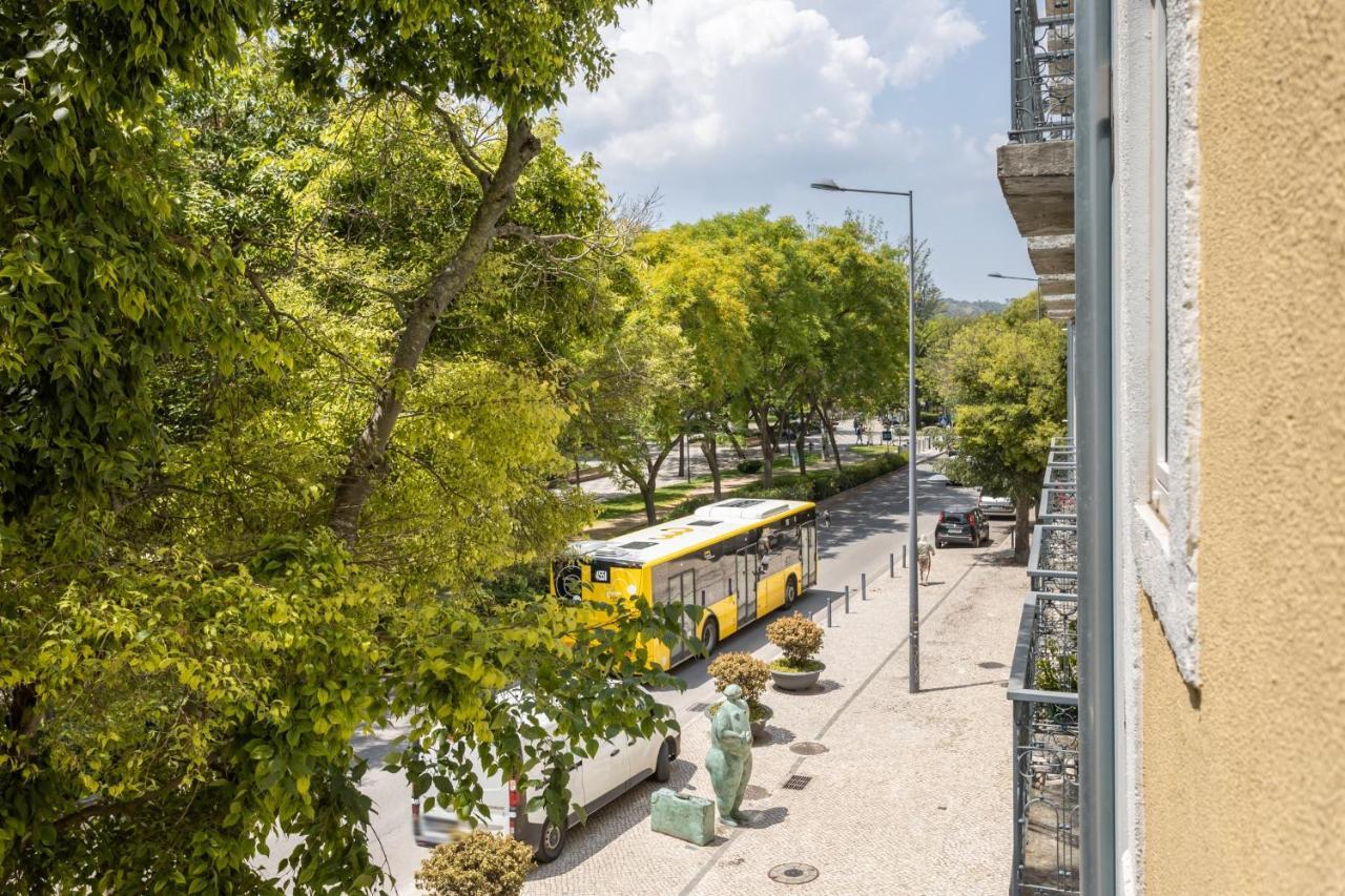 Setubal Citycenter Studios Bagian luar foto